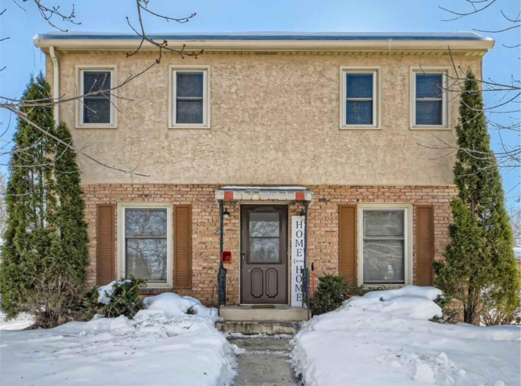 Brick duplex multi-family home valuation in Minnesota Twin Cities